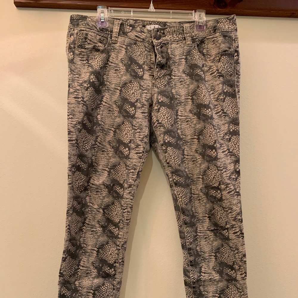 CAbi - Snakeskin Skinny Jeans - Sz 12 - (A-30)